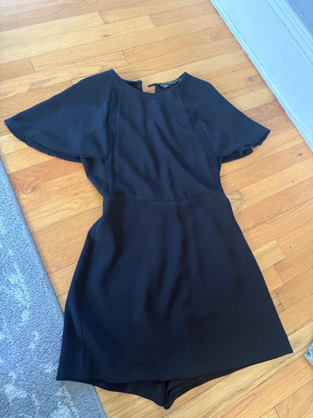 Zara Women’s Black Short Sleeve Romper Dress